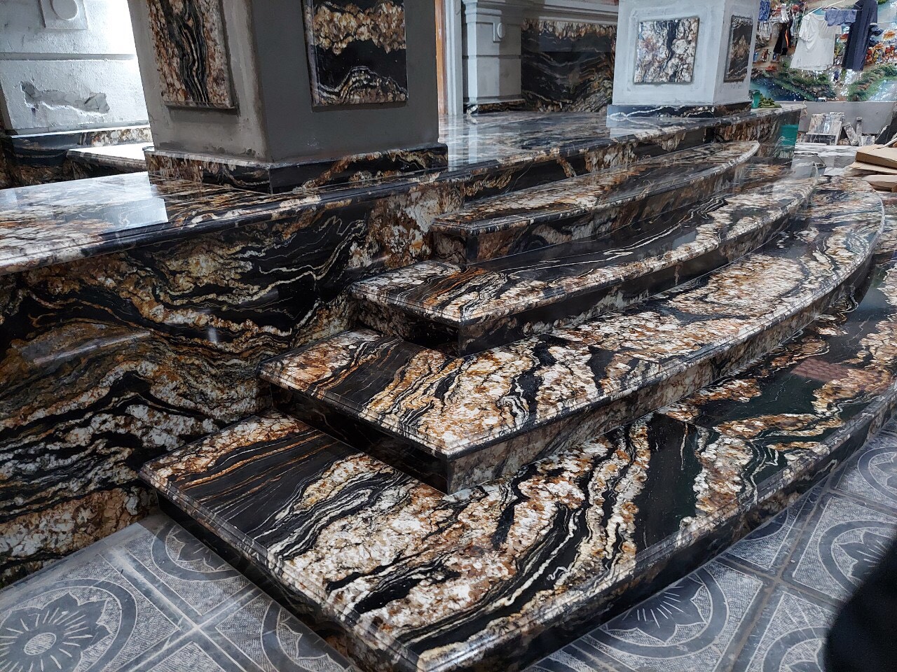 Đá ốp bậc tam cấp