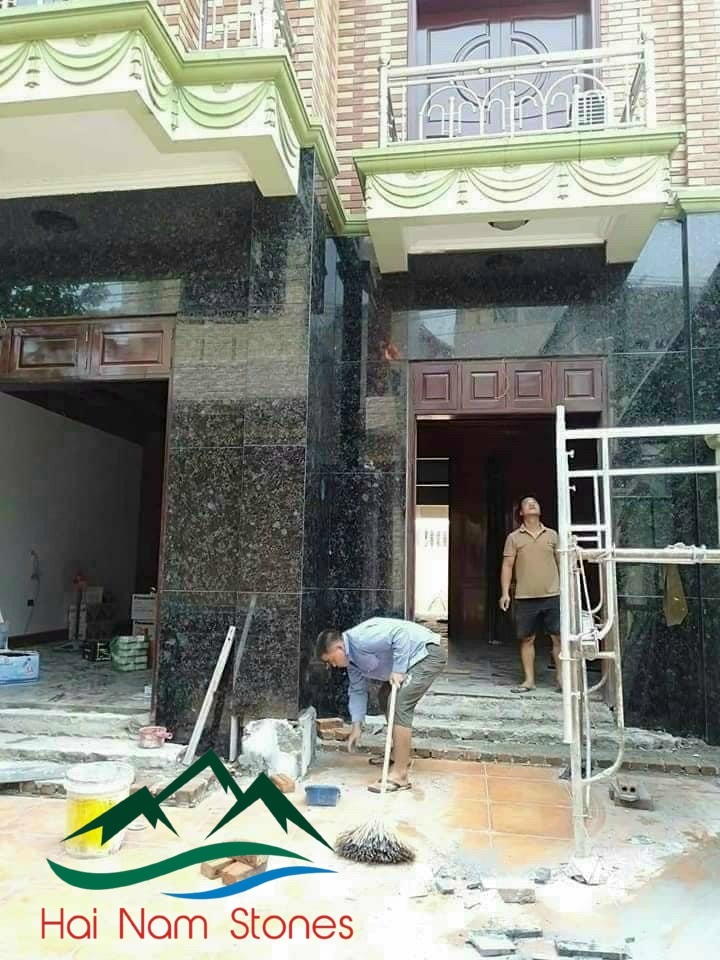 MẪU MẶT TIỀN NHÀ ĐẸP ỐP BẰNG ĐÁ TỰ NHIÊN GRANITE