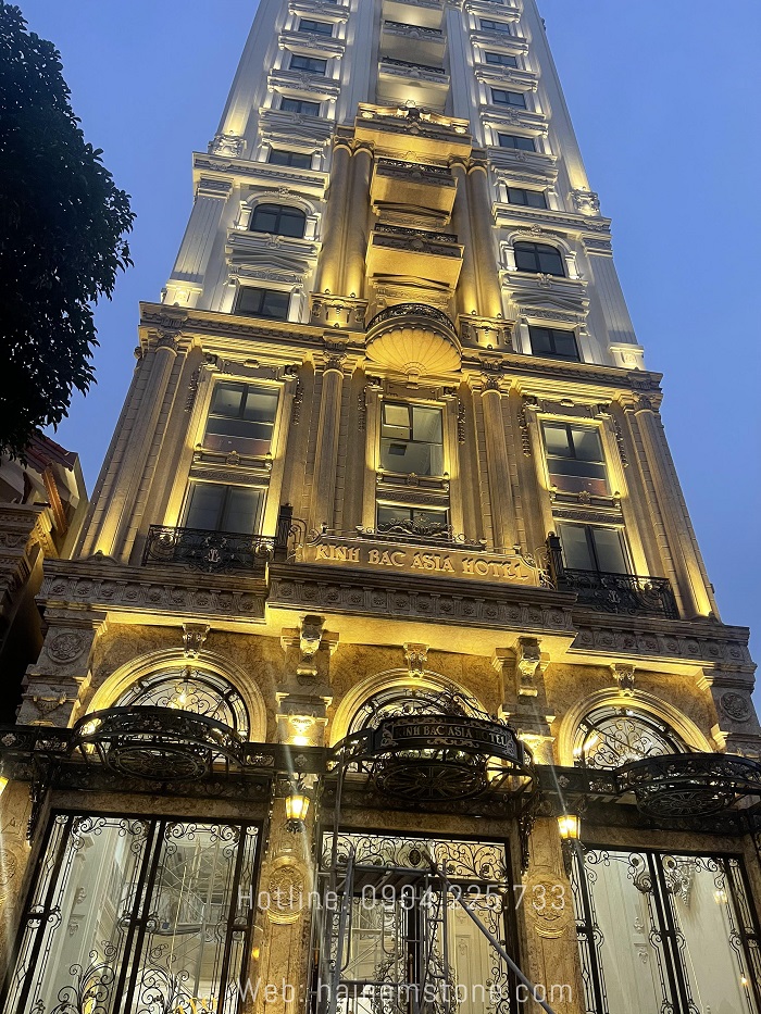 KHÁCH SẠN ỐP ĐÁ GRANITE VÀNG SOLARIUS