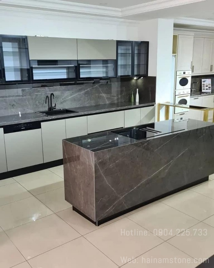MẶT BÀN ĐÁ GRANITE ĐEN ĐIỂM NHẤN TINH TẾ CHO NHÀ BẾP 2024