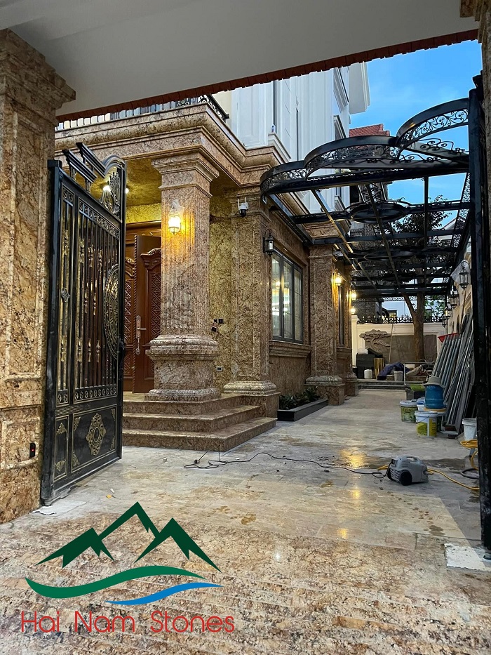 ĐÁ GRANITE VÀNG ALASKA ỐP MẶT TIỀN ĐẸP