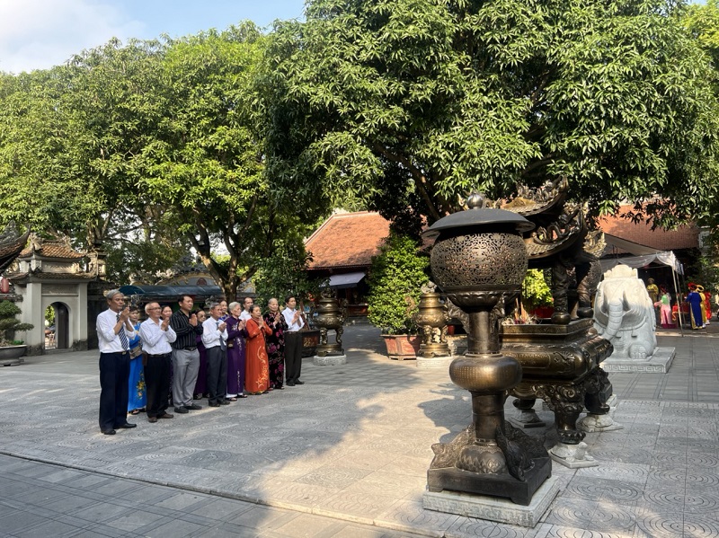 CÔNG TY ĐÁ HẢI NAM GÓP MẶT TẠI LỄ TƯỞNG NIỆM 885 NGÀY HÓA ĐỨC VUA LÝ THẦN TÔNG