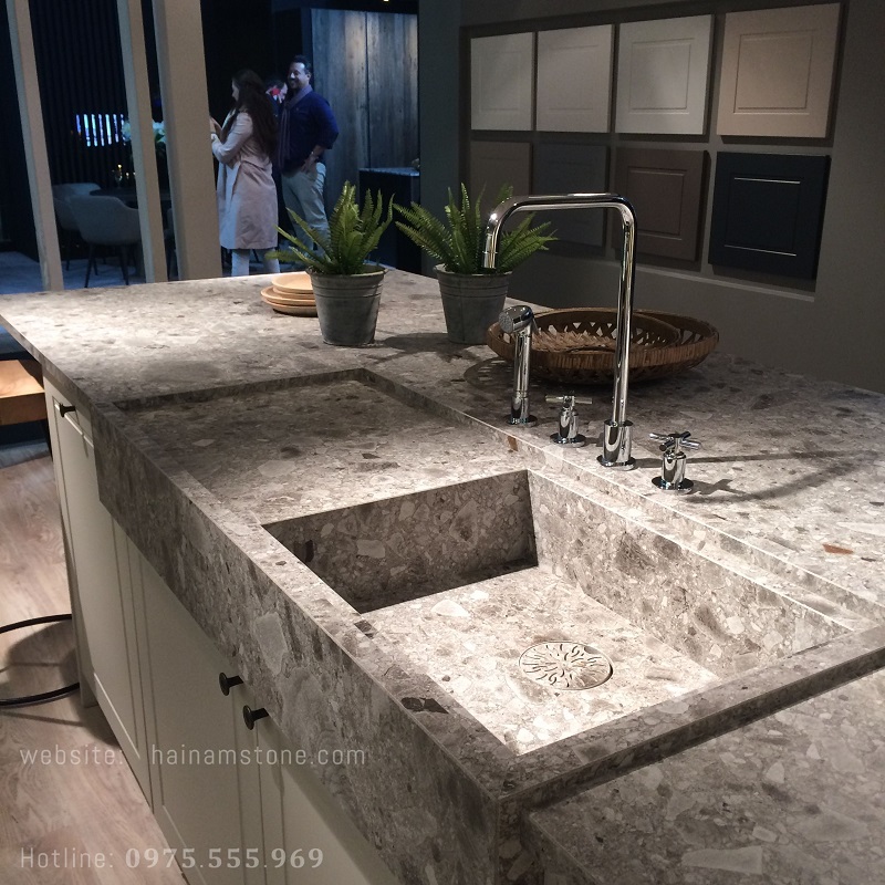 MẶT BÀN BẾP LIỀN KHỐI VỚI CHẬU RỬA XU HƯỚNG MỚI CHO NHÀ BẾP