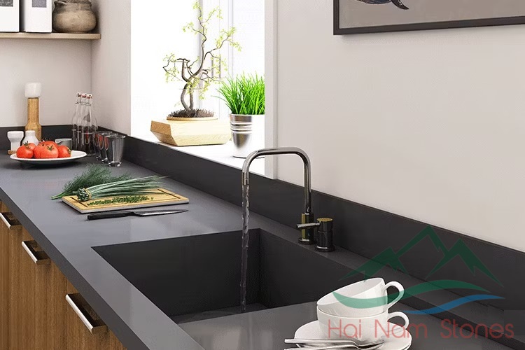 MẶT BÀN BẾP LIỀN KHỐI VỚI CHẬU RỬA XU HƯỚNG MỚI CHO NHÀ BẾP