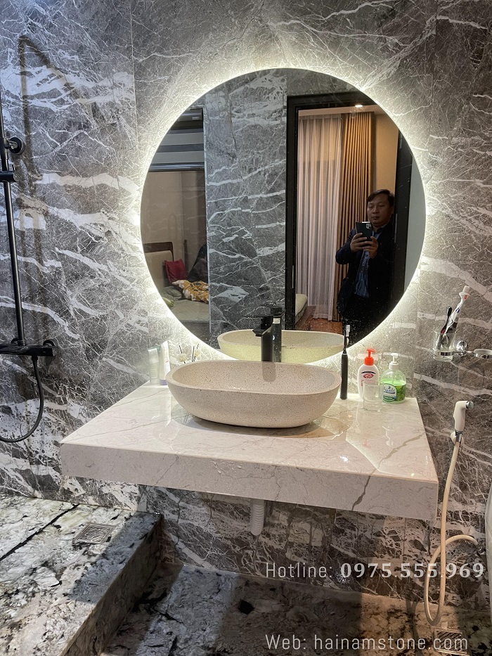 MẶT BÀN ĐÁ TỰ NHIÊN NÀO TỐT NHẤT CHO NHÀ TẮM CỦA BẠN? 